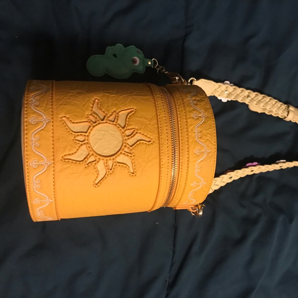 Stitch Shoppe Disney Loungefly Tangled Purse